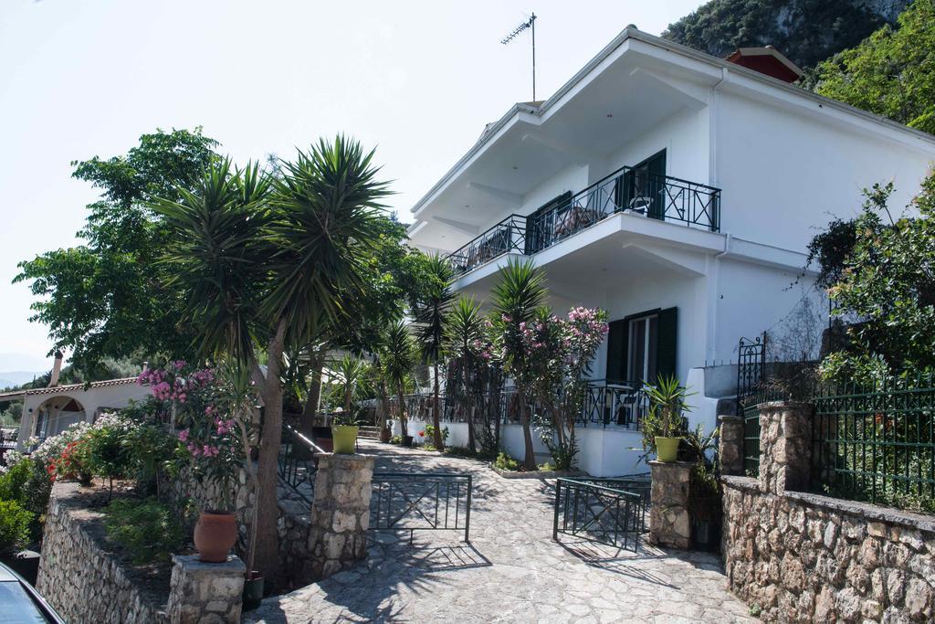 Bella Casa Studios Frínion 외부 사진