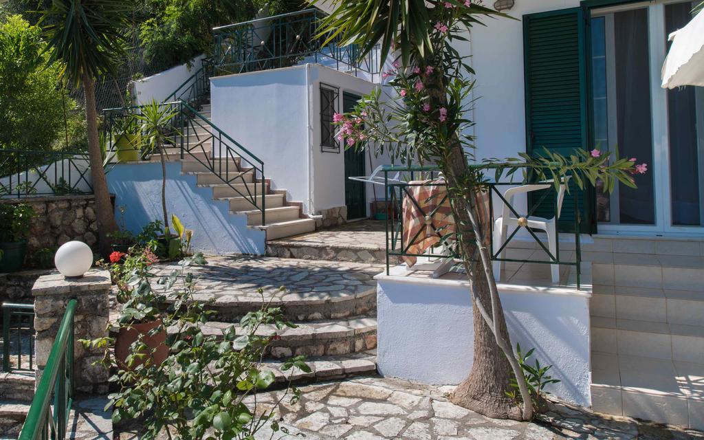 Bella Casa Studios Frínion 외부 사진